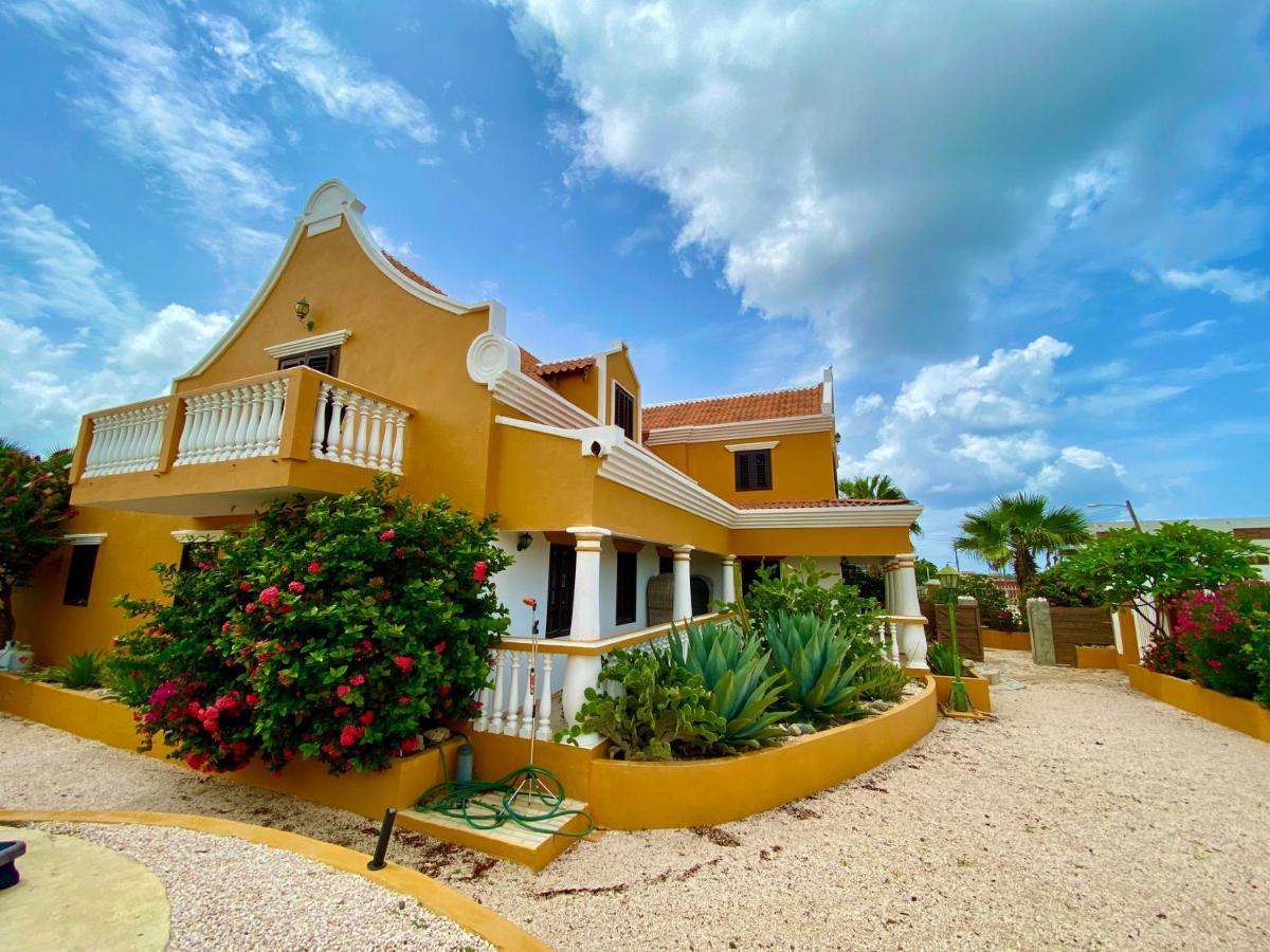 Landhuis Belnem Bonaire Bed & Breakfast Kralendijk  Ngoại thất bức ảnh