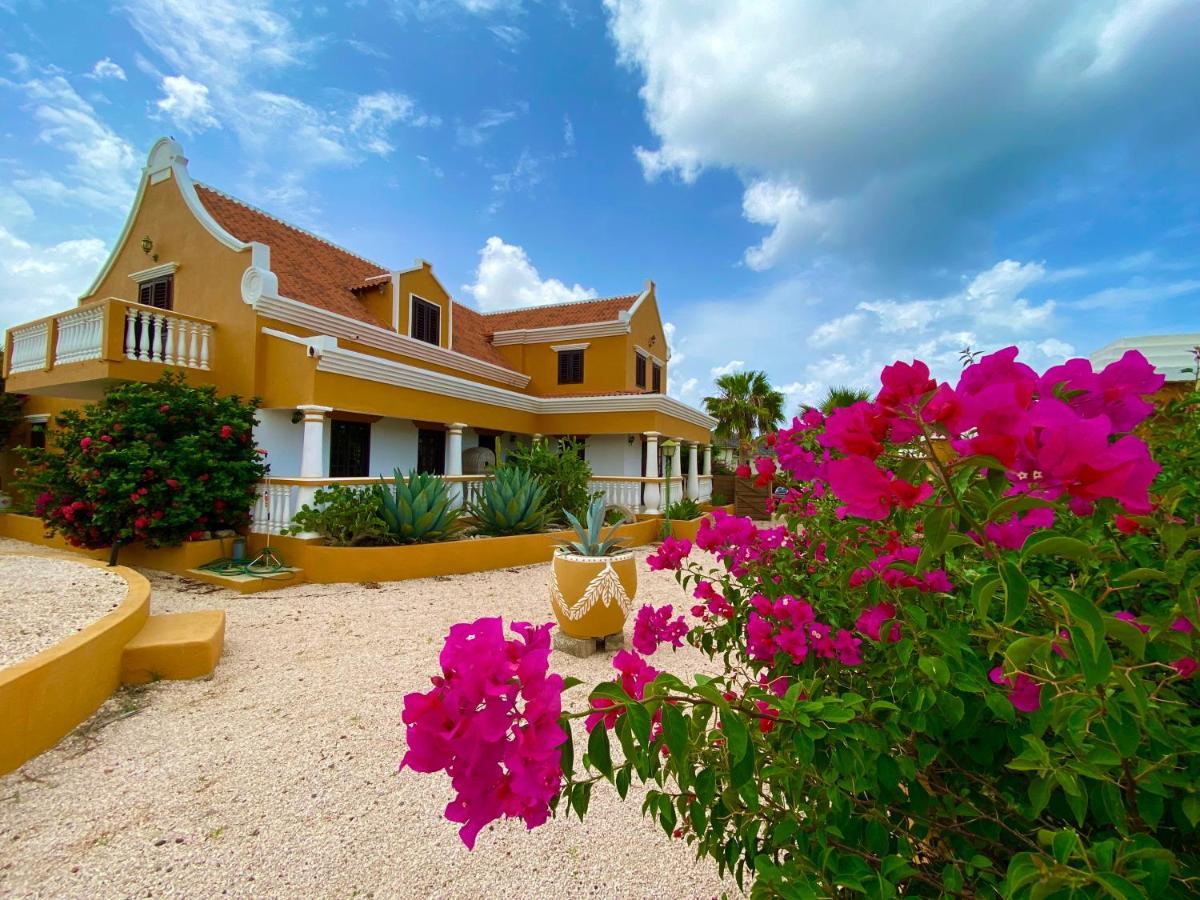 Landhuis Belnem Bonaire Bed & Breakfast Kralendijk  Ngoại thất bức ảnh